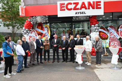 Karacabey’de Eczane Aysel Hizmete Açıldı