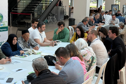 "Hayalimizdeki Bursa’yı Konuşuyoruz" toplantıları, son olarak Karacabey ilçesinde düzenlendi