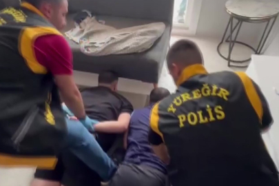 Minibüsteyken Husumetlisini Görüp Kurşun Yağdırdı!