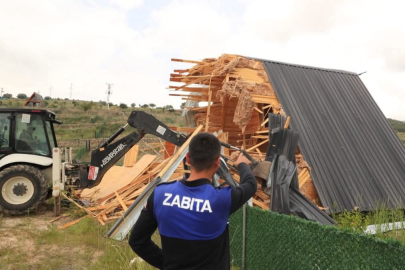 Ankara Ayaş'ta kaçak yapılar yıkılıyor