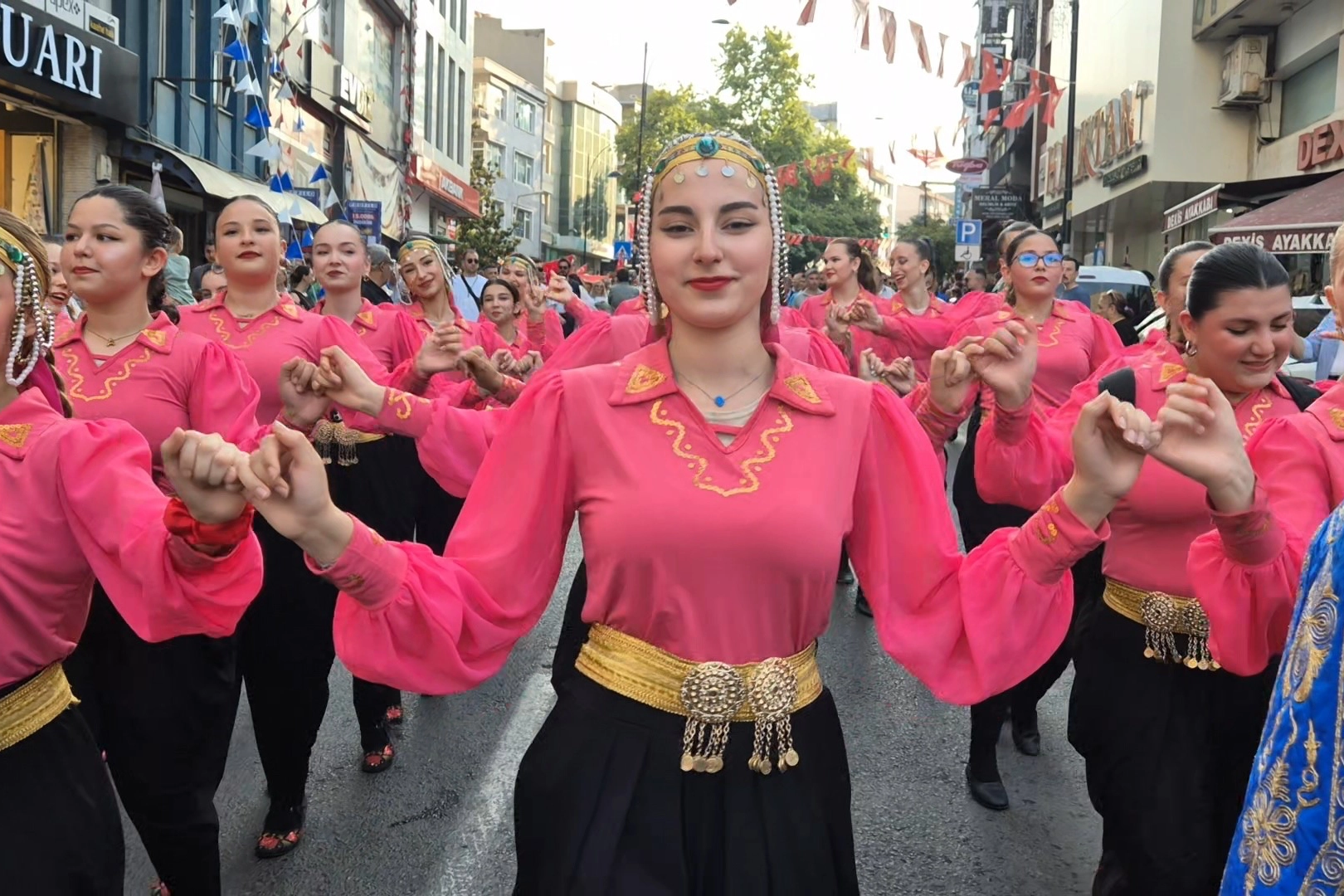 Daha önce "Kiraz Festivali"ne gittiniz mi? Muhteşem anlar!