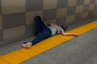 Polis çağırılacağını duydu, "Ama çağır gelsin, ben yatıyorum" dedi