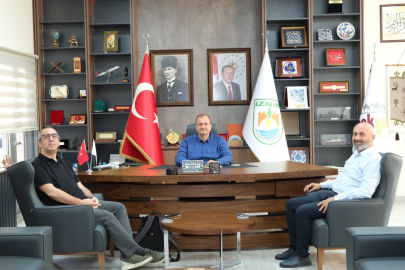 İznik’te Sanat Dostu Buluşma: Başkan Usta, Yapımcı Cengiz Koyuncu’yu Ağırladı