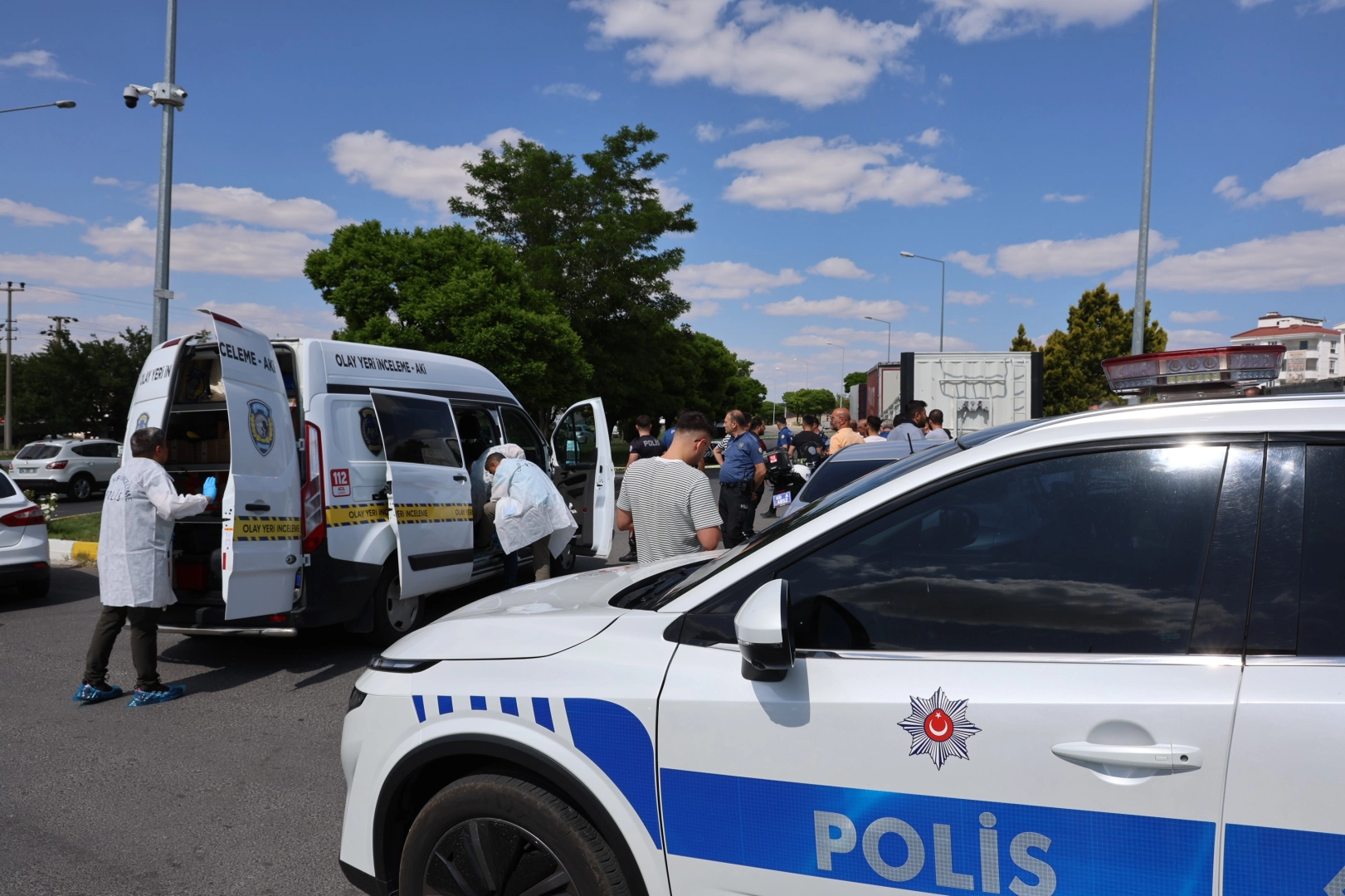 Önce annesinin mezarını ziyaret etti, sonra canına kıydı! İşte görüntüler!