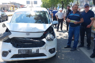 Samsun'da 4 aracın karıştığı zincirleme trafik kazasında 2 kişi yaralandı