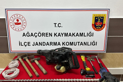 Kazı Yapan Definecilere Baskın