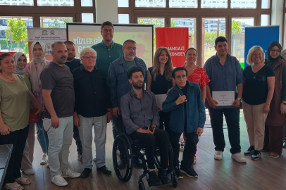 Bursa Büyükşehir Belediyesi , 'Bağımlılıkla Mücadele' konulu eğitim programı düzenlendi