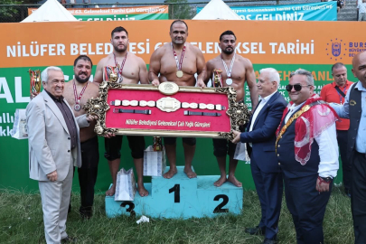 Nilüfer’de Er Meydanı Coşkusu: Çalı Güreşleri’nde Başpehlivan Mehmet Yeşil Yeşil Oldu