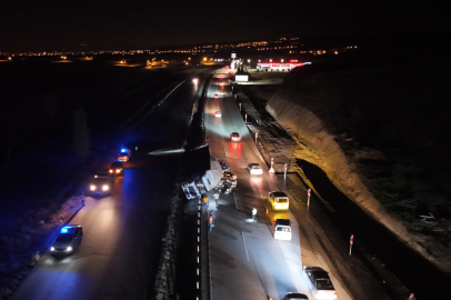 Alkol Yüklü Tır Yan Yattı