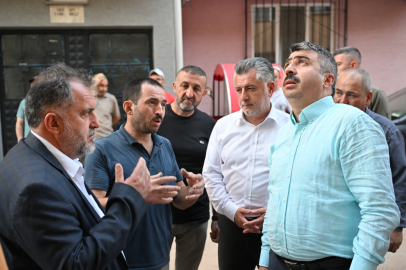 Başkan Yılmaz, Yangın Sonrası Karapınar'da Vatandaşları Yalnız Bırakmadı