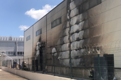 Kimya Fabrikası Alevlere Teslim Oldu