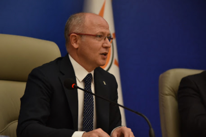 AK Parti Bursa İl Başkanı Davut Gürkan’dan, Özgür Özel’e Tepki: “Siyasi Tükenmişliğin İtirafı”