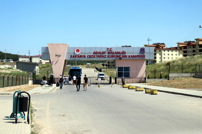 Sakarya'da cezaevinde 2 mahkum intihar etti