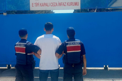 Hapis Cezasıyla Aranan Şahıs, Polis Ekiplerinden Kaçamadı