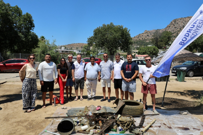 Deniz Dibi Temizliği Türkbükü’nde devam etti