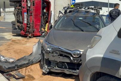 Başakşehir'de Zincirleme Kaza: 10 Araç Karıştı