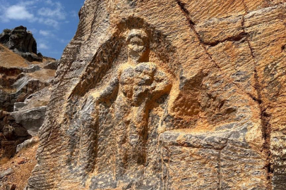 2000 Yıllık Herkül Kabartması Yok Olma Tehlikesiyle Karşı Karşıya