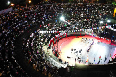 İnegöl'de 38. Uluslararası Kültür Sanat Festivali renkli görüntülerle başladı