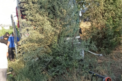 Yoldan Çıkan Otobüs Ortalığı Savaş Alanına Çevirdi!