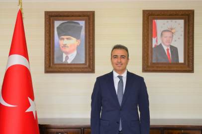 Vali Çiçekten Anlamlı Mesaj!