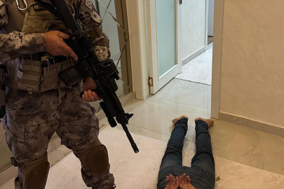 Emlakçığı Kurşun Yağmuruna Tuttular