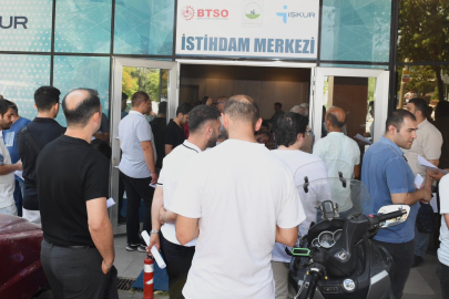 Osmangazi’de İş Arayanlar İşverenlerle Buluşuyor