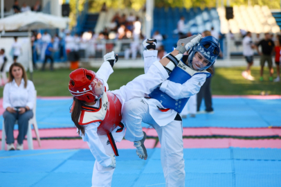 Tekvando kulüplerarası minikler turnuvası başladı