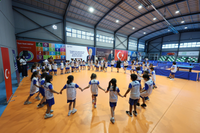 Yaz Spor Okulları'nda çocuklar sertifikalarına kavuştu