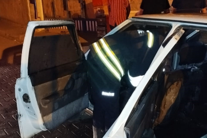 Park Halindeki Araç Alevlere Teslim Oldu