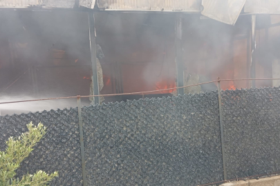 Kafede Çıkan Yangın Paniğe Neden Oldu