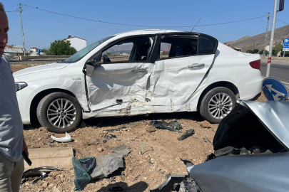 Bingöl'de Kaza: 2 Yaralı