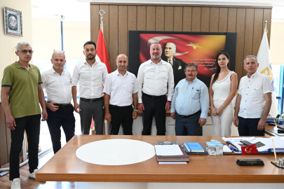 Karacabey Belediye Başkanı Fatih Karabatı, Hemşehrilerini Ağırladı