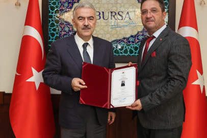 Osman Başeğmez, Bursa Valisi Erol Ayyıldız’a veda ziyaretinde bulundu