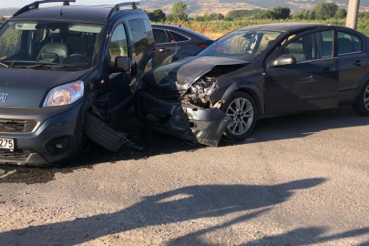 İnegöl'de Kaza: 2 Yaralı