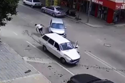 Kaza Yapan Adamdan Hayrete Düşüren Hareket!