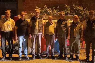 Patlak lastiğine rağmen su taşıyan çiftçiye anlamlı hediye