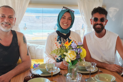 Hüsnü Şenlendirici: "Mehmet Çevik ile sahne almayı çok isterim"