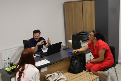 Bursa Büyükşehir Belediyesi, tercih döneminde de gençleri yalnız bırakmıyor