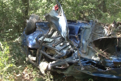 Şile’de feci kaza! Otomobil ormanlık alana uçtu