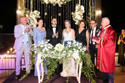 Başkan Bozbey, Sıla Sertaslan ve Alp Ereselli’nin Nikâhını Kıydı