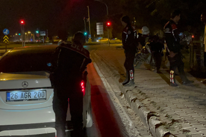 Alkollü Şahıs Polis Ekiplerinden Kaçmaya Çalıştı