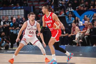 A Milli Erkek Basketbol Takımı, Avrupa Şampiyonası'na galibiyetle başladı