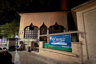 Bursa'da merak uyandıran pankartlar: "Kim O?"