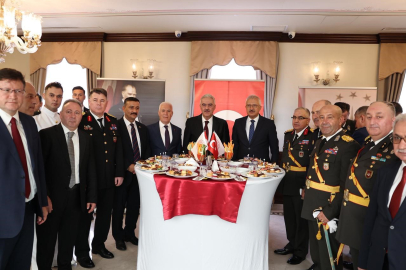 Zafer Bayramı’nın 103’üncü yıldönümü Bursa’da da büyük bir coşkuyla kutlanıyor