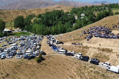 Kazada Hayatını Kaybeden Aynı Aileden 5 Kişi Son Yolculuklarına Uğurlandı