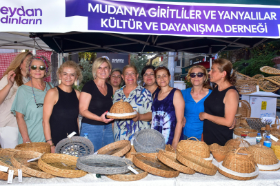 Dayanışma pazarı, bu kez Mudanya Mütareke Meydanı’nda kuruldu