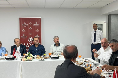 Hayat Fizik Tedavi ve Rehabilitasyon Merkezi muhtarları ağırladı