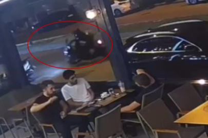 Osmangazi'de Kadın Motorcu Dengesini Yitirerek Yere Düştü