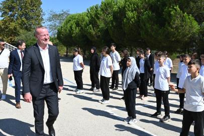 Başkan Karabatı'dan Bayramdere İlkokuluna ziyaret