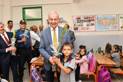 Başkan Şükrü Erdem’den Öğrencilere Yeni Eğitim Yılı Mesajı: “Eğitim Yolculuklarında Yanlarındayız”